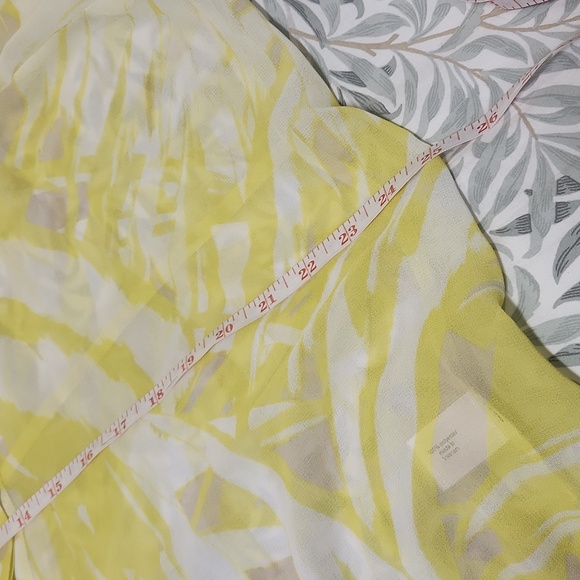 Lane Bryant sheer blouse, size 18 - Picture 9 of 9